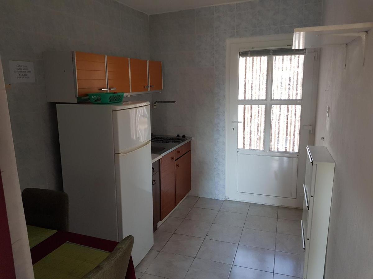 Apartments Nikol Lopar Exterior foto